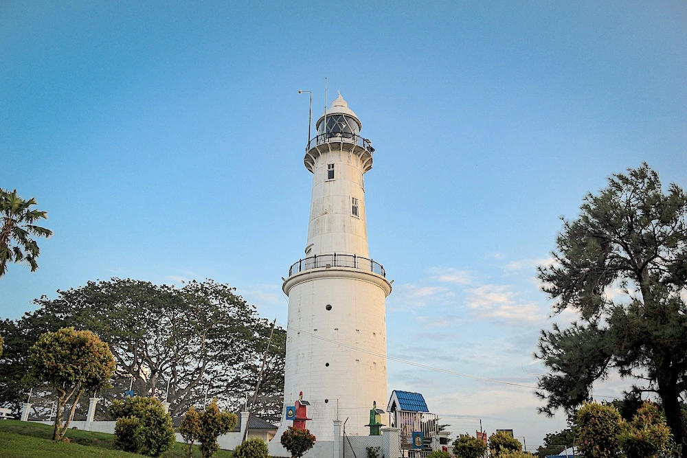 Lighthouse atop Bukit Melawati